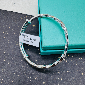  999 silver kada AMRUT GOLD Bazar Peth Rd, Near Maszid, Teli Ali, Amrut Gold, Khalde Aali, Talegaon Dabhade, Maharashtra 410506, India