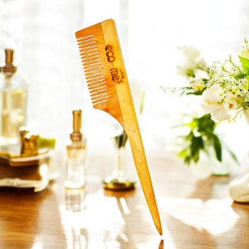 Ecowithme Wooden Neem Comb – Pure, Natural, and Gentle for Hair style.-https://i-media.vyaparify.com/vcards/products/137370/product_1739182135.png Image
