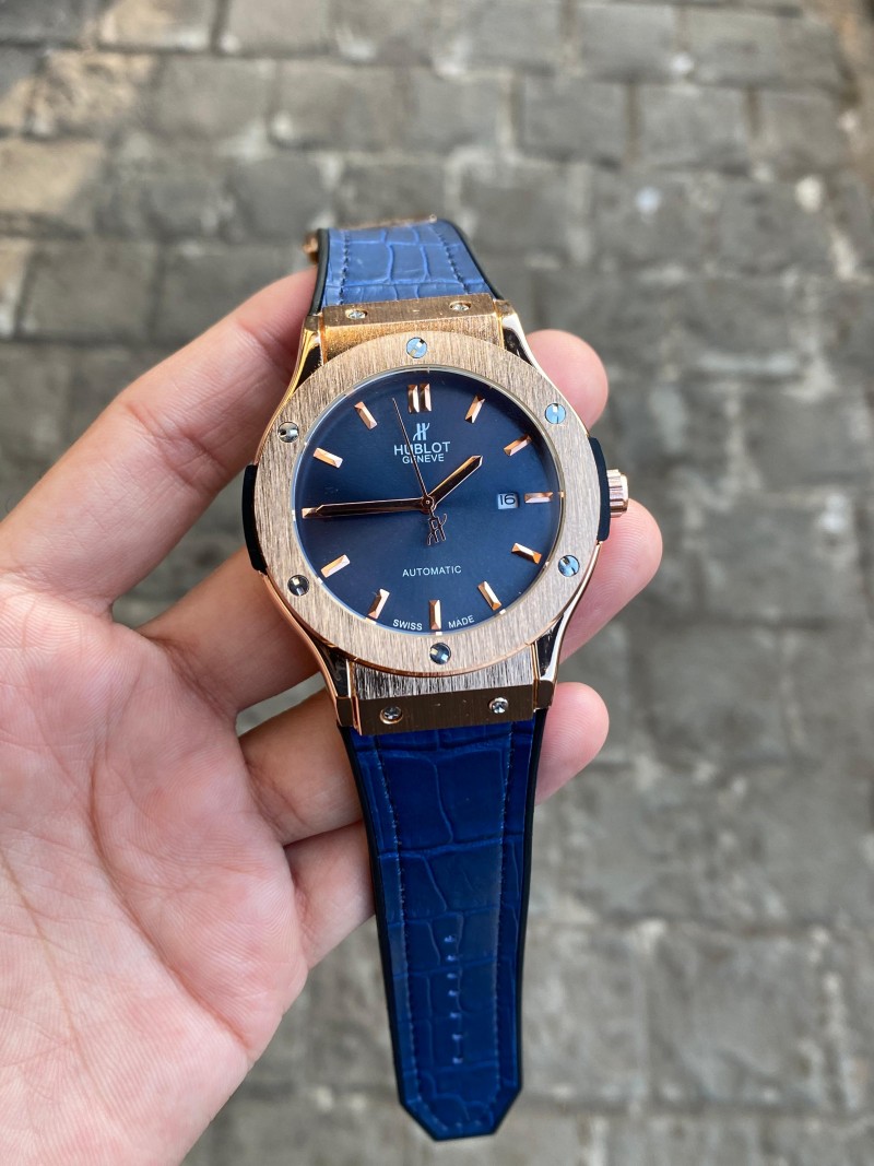 Hublot Watch-https://i-media.vyaparify.com/vcards/products/149306/24.jpg Image