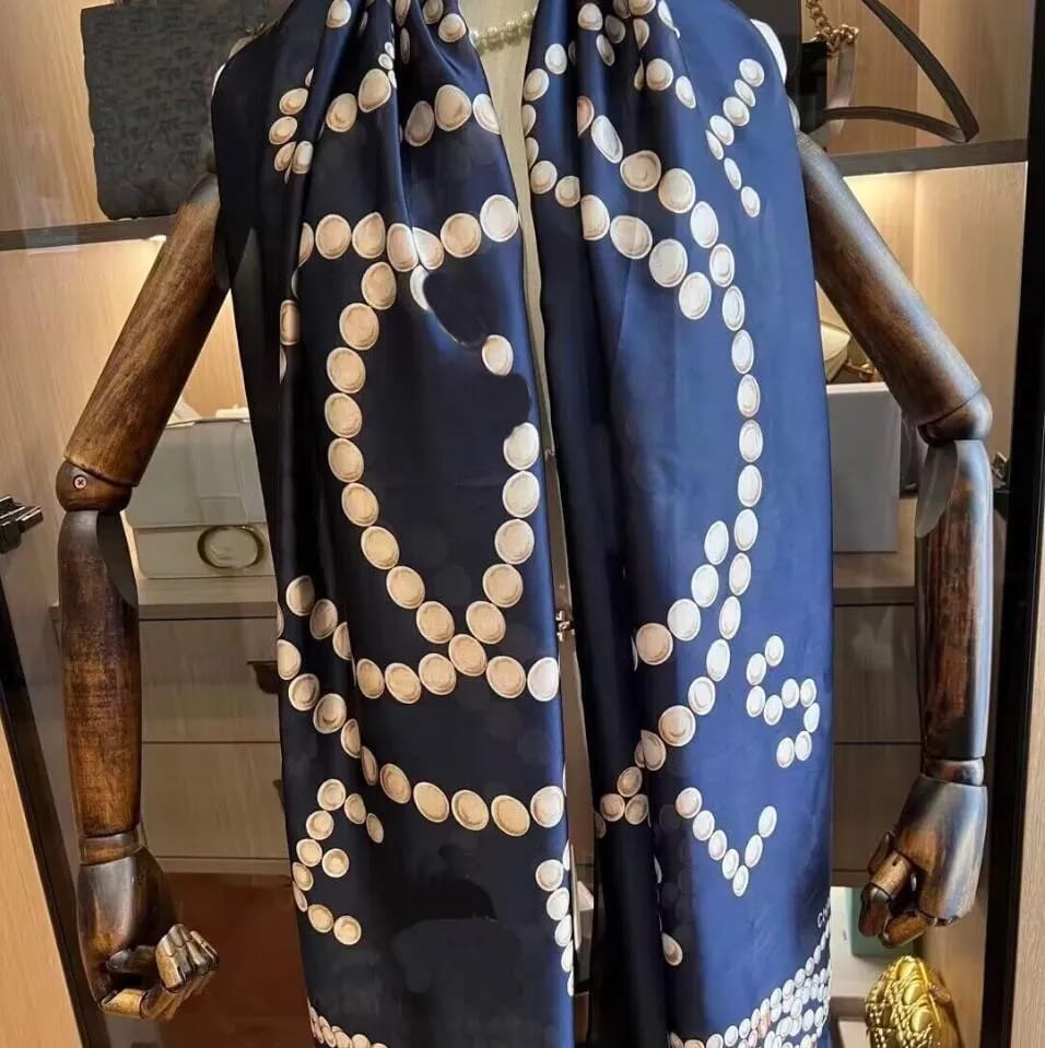 Scarf-https://i-media.vyaparify.com/vcards/products/15546/IMG-20231129-WA0015.jpg Image
