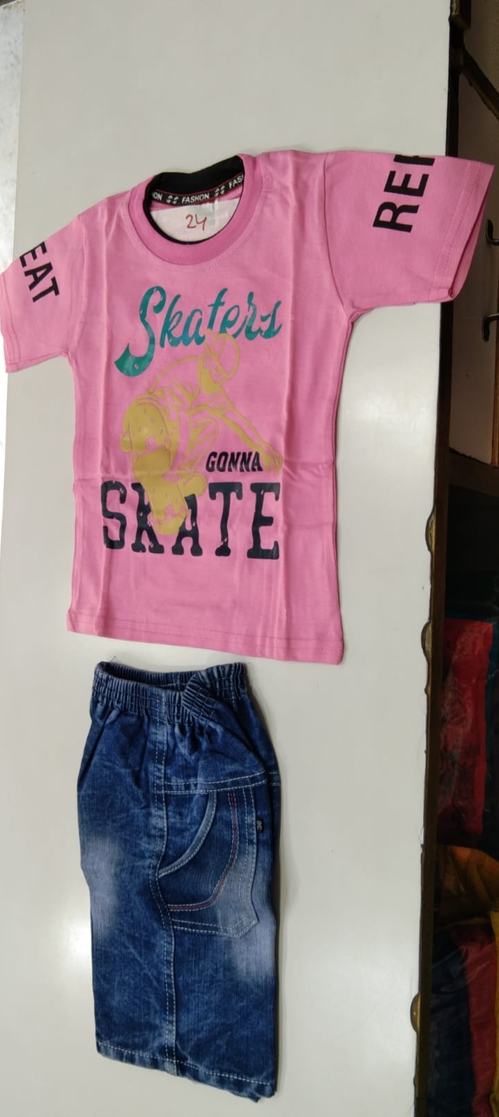 Boy set-https://i-media.vyaparify.com/vcards/products/1594/IMG_20230610_162101.jpg Image