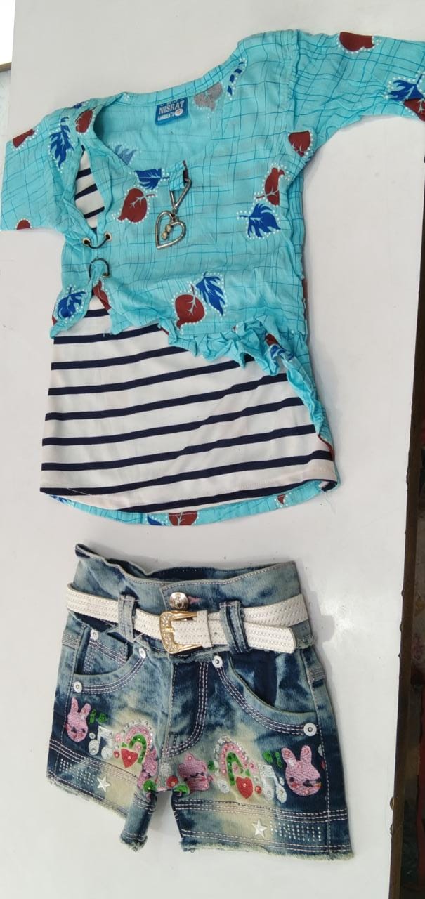 Girls set-https://i-media.vyaparify.com/vcards/products/1606/IMG-20230304-WA0009.jpg Image