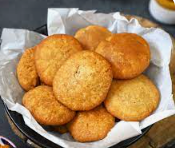 Kachori-https://i-media.vyaparify.com/vcards/products/1646/Kaka-ke-kachori.PNG Image