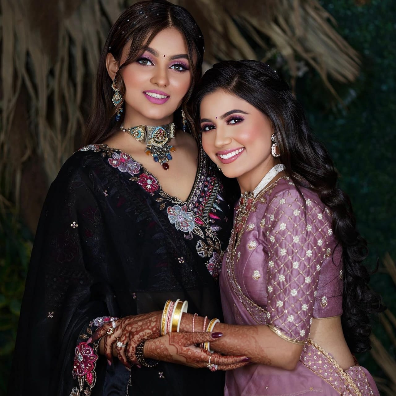 AIRBRUSH BRIDAL MAKEUP-https://i-media.vyaparify.com/vcards/products/16708/AIRBRUSH-.jpg Image