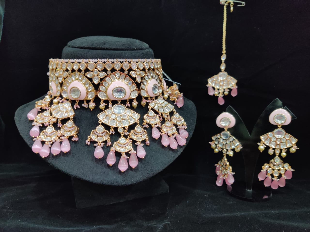 Pink and white kundan set | Shree Jain Jewellers | 127, Ground Floor ,Vikram Tower, Sapna Sangeeta Road Indore