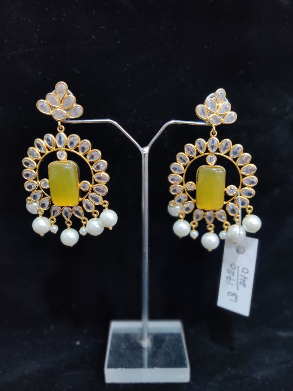 Yellow stone earing | Shree Jain Jewellers | 127, Ground Floor ,Vikram Tower, Sapna Sangeeta Road Indore