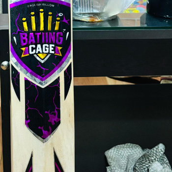 Dragon fire cricket bat-https://i-media.vyaparify.com/vcards/products/183829/product_1744083396_67f499c4ae7c7.png Image