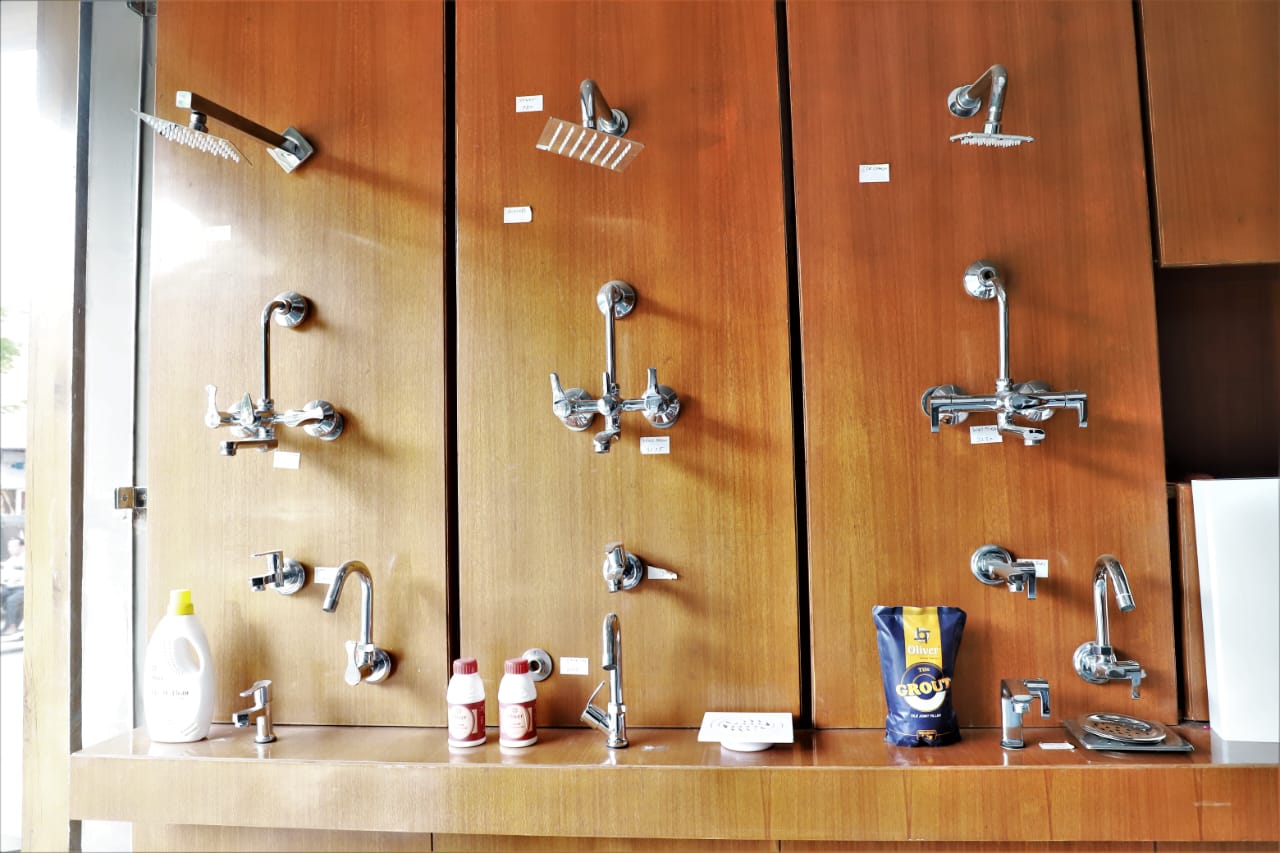 Taps and Showers-https://i-media.vyaparify.com/vcards/products/18388/IMG-20231220-WA0138.jpg Image