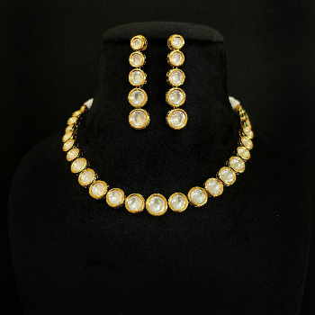 Single Line Kundan Necklace Set – Polki Style SEQUEL IMPEX PRIVATE LIMITED Balaji Tower, 158-159 Mahendwas House, Nehru Bazar