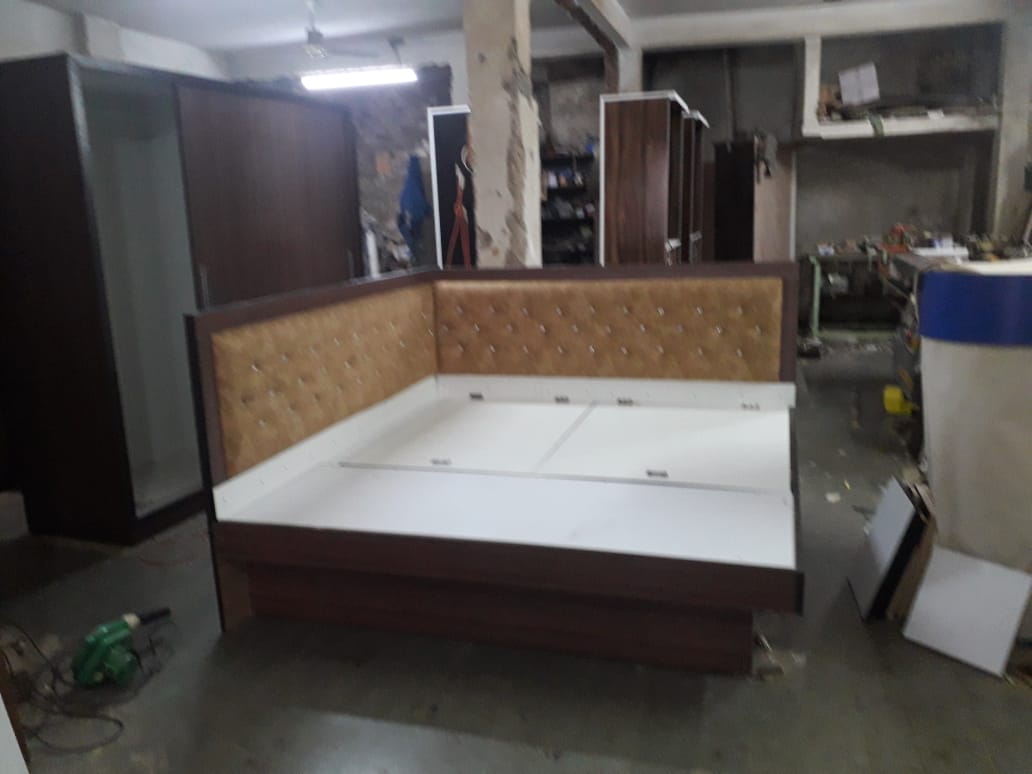 Wooden Bad | DOLI FURNITURE MART | 6- Asha Nager Kanadiya Road Holkar Pratima Ke Samne Bangali Square Indore