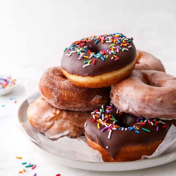 Doughnuts-https://i-media.vyaparify.com/vcards/products/189976/product_1744809538_67ffae429372e.png Image