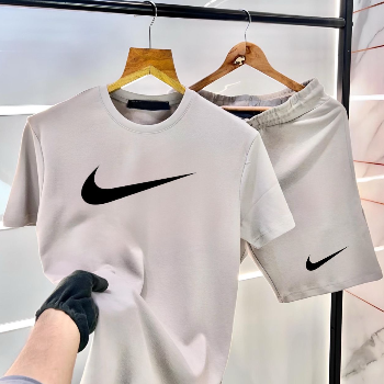 Premium Tracksuit-https://i-media.vyaparify.com/vcards/products/193812/product_1745240585_68064209676ef.png Image