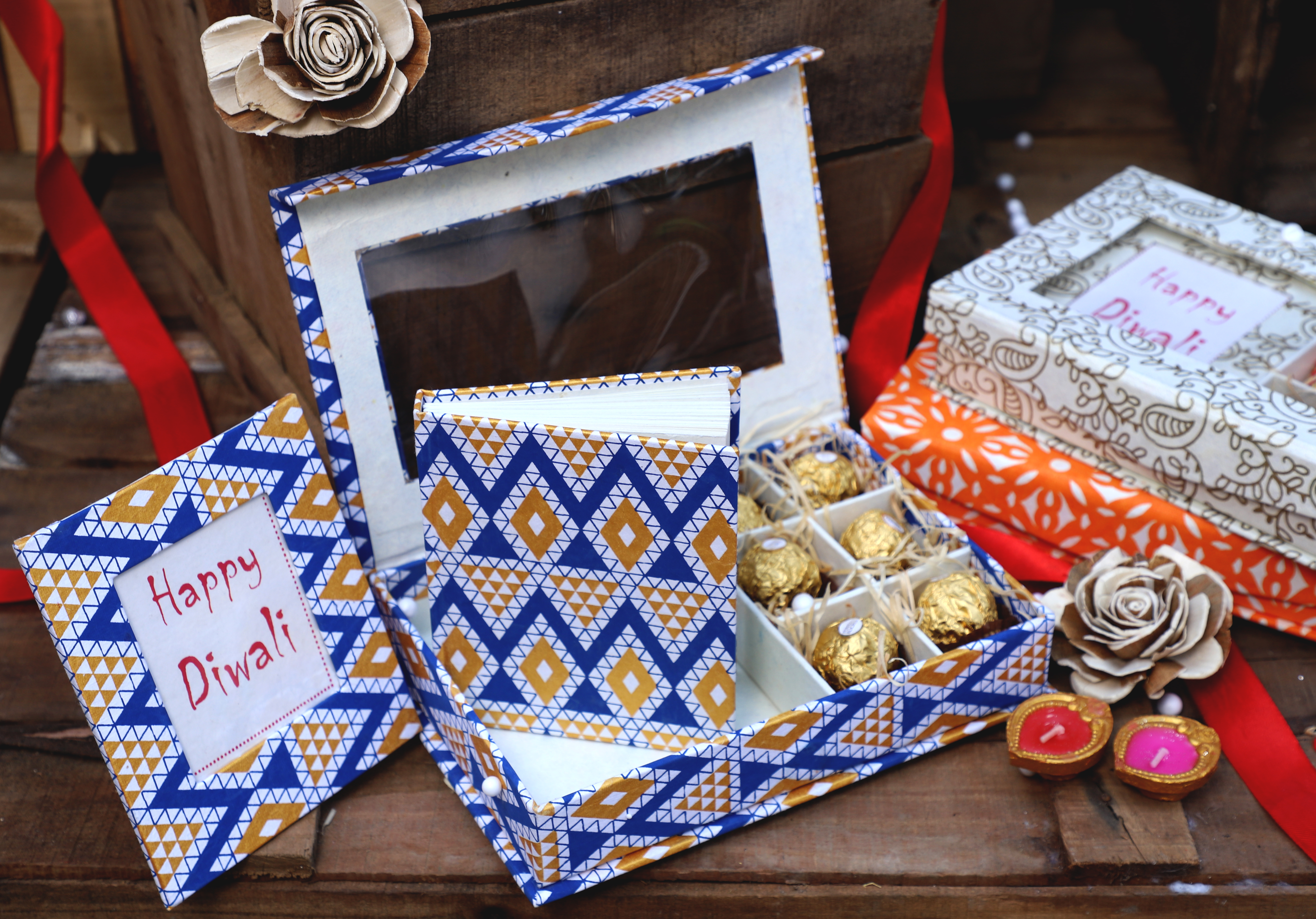 Diaries-https://i-media.vyaparify.com/vcards/products/19594/3.jpg Image