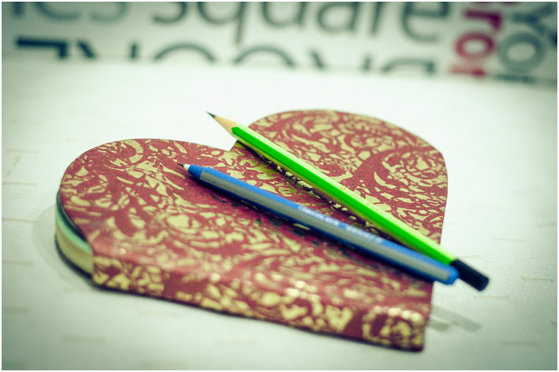 Diaries-https://i-media.vyaparify.com/vcards/products/19656/IMG_3673-copy.jpg Image