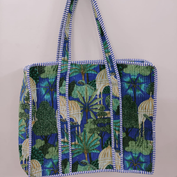 Jungle print tote bag-https://i-media.vyaparify.com/vcards/products/201460/product_1745656804_680c9be47be65.png Image