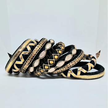 Aanya[Black and Golden Handcrafted Bangles]-https://i-media.vyaparify.com/vcards/products/208244/product_1746205223_6814fa279258b.png Image