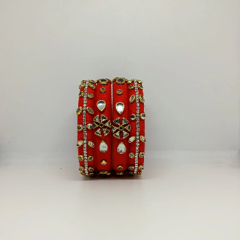 Shruti [Red colour handcrafted bangles]-https://i-media.vyaparify.com/vcards/products/210291/product_1746241671_68158887973e0.png Image