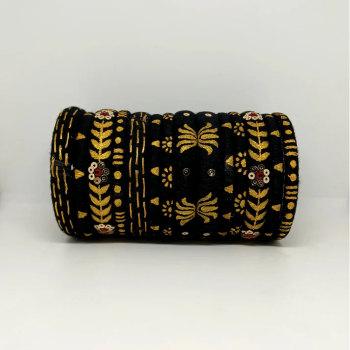 Aparna [Black and golden colour handcrafted bangles-https://i-media.vyaparify.com/vcards/products/210310/product_1746243149_68158e4d8a9ba.png Image