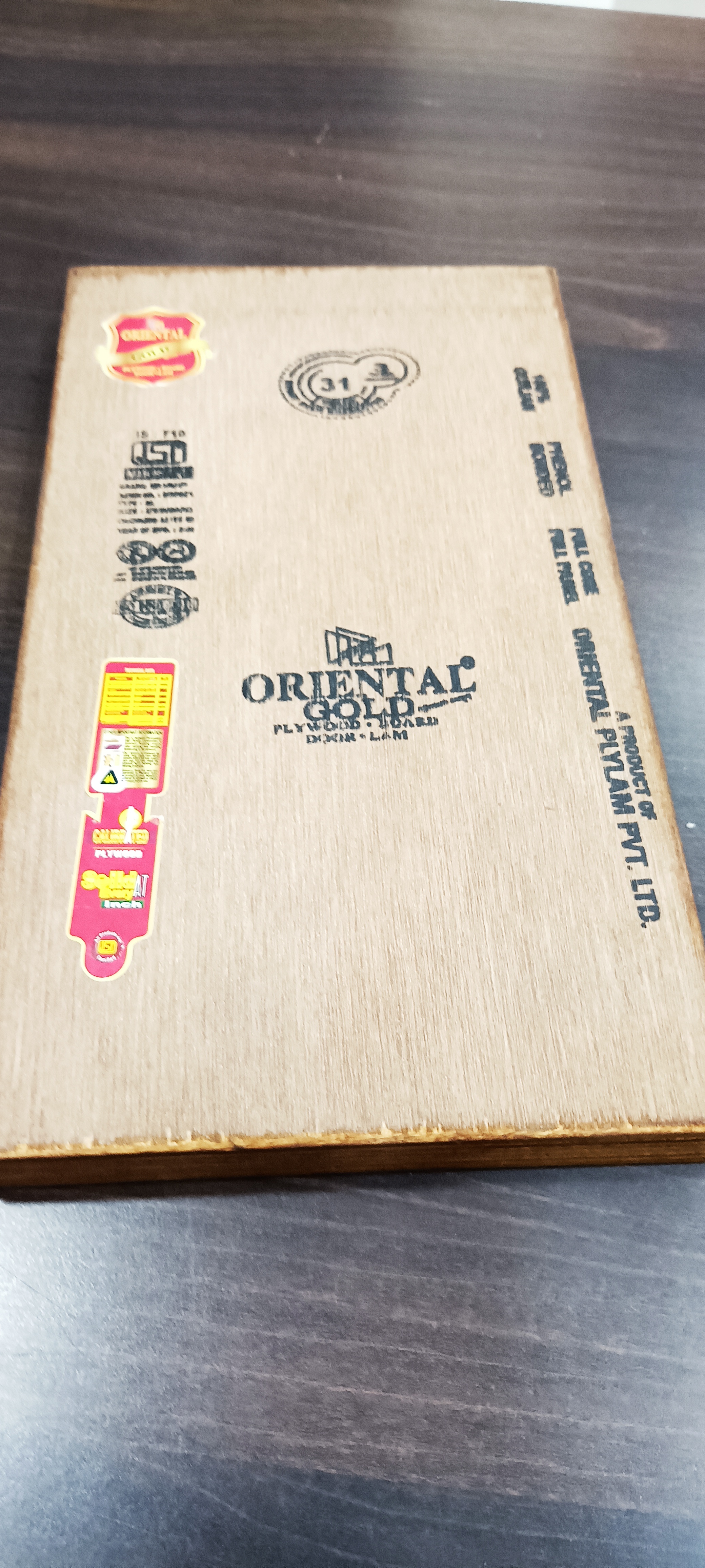 303 MR ALT Plywood 18MM-https://i-media.vyaparify.com/vcards/products/22447/IMG_20240117_164744.jpg Image