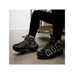 Nike shoe-https://i-media.vyaparify.com/vcards/products/2245/Men's-shoes-Nike.png Image