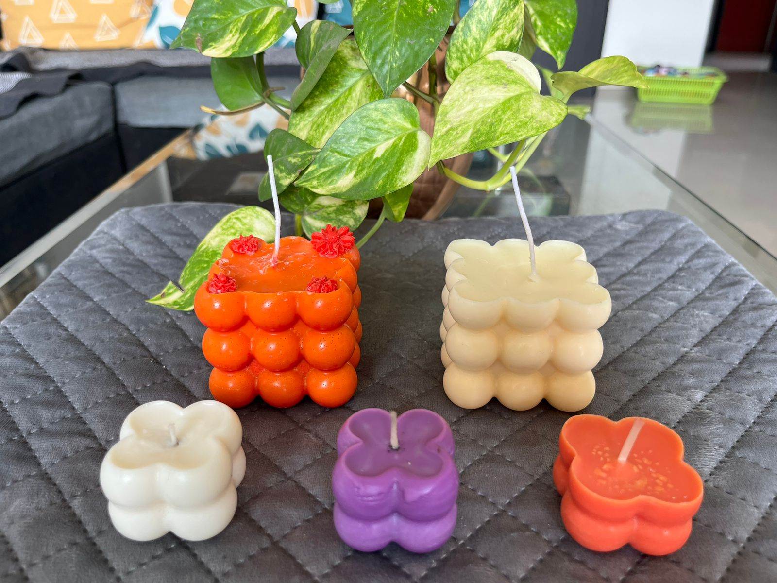 Scented Bubble Candles-https://i-media.vyaparify.com/vcards/products/22864/WhatsApp-Image-2024-01-20-at-9.58.11-AM.jpeg Image