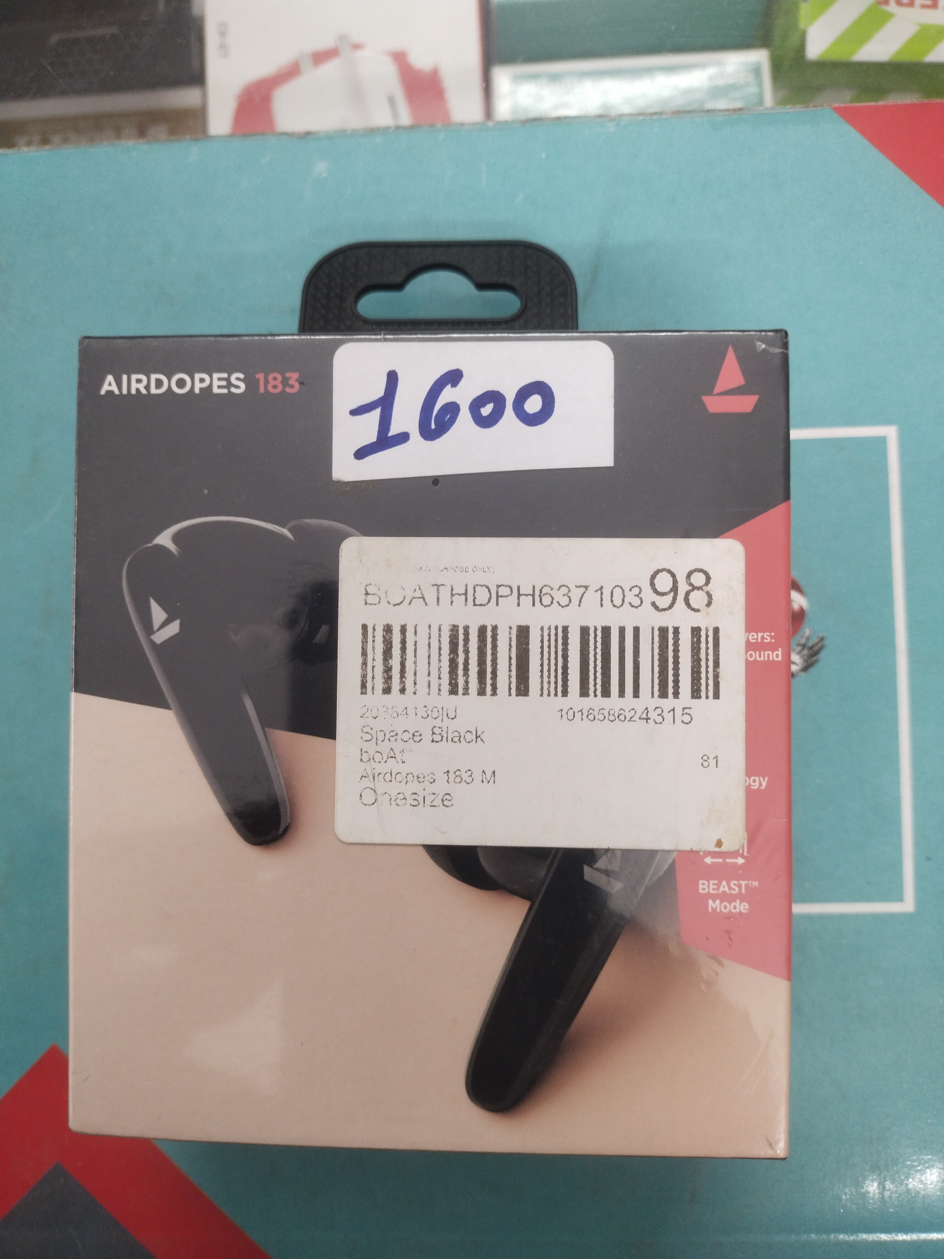 Boat 183 M buds-https://i-media.vyaparify.com/vcards/products/23058/17058322039632956109364554197677.jpg Image