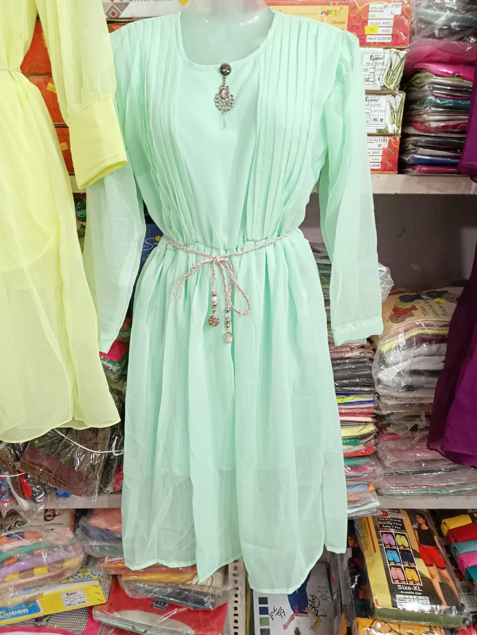 Western top for women Bhawna Collection Gori Nagar Patel Market Shop No. 2