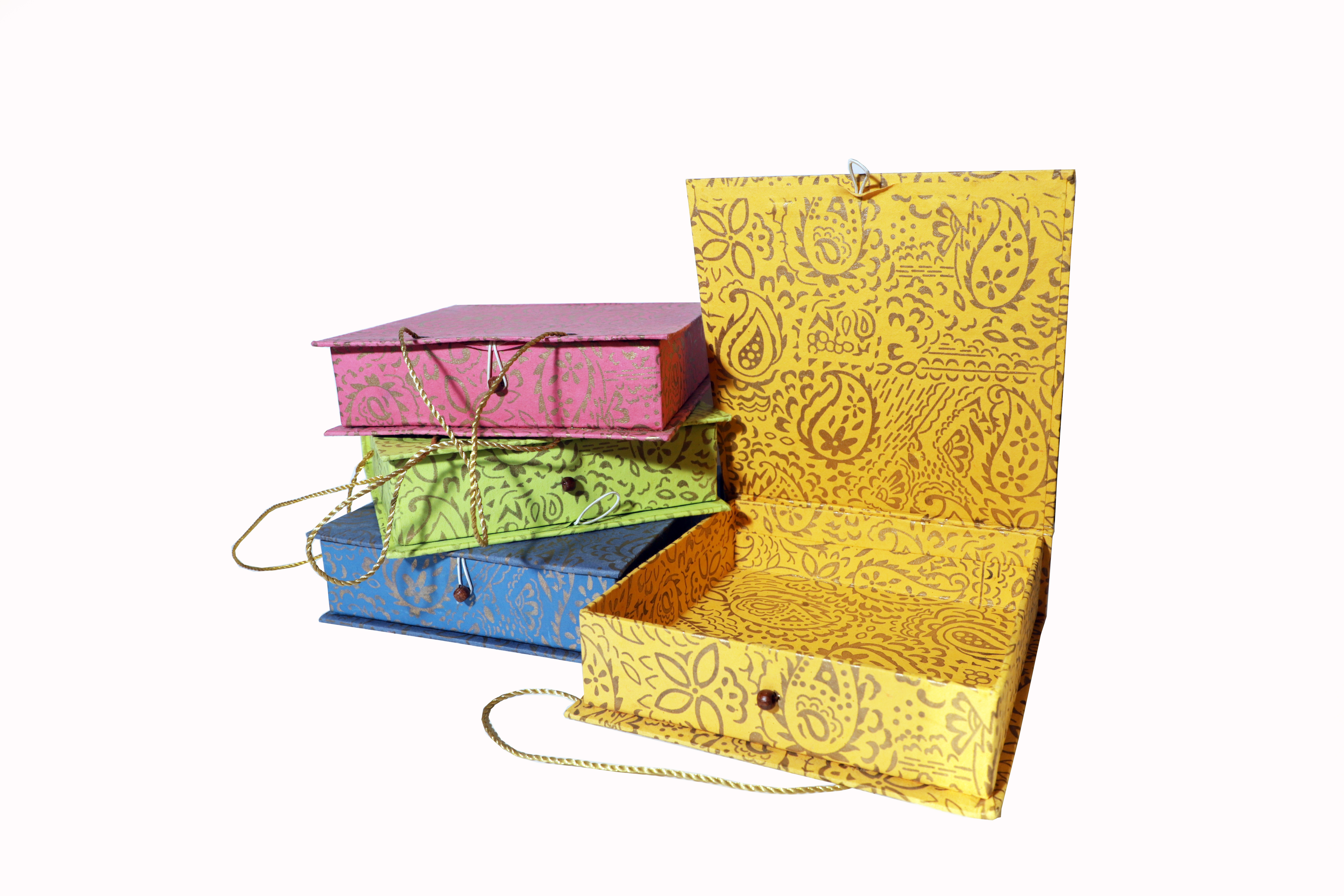 Corporate gifting-https://i-media.vyaparify.com/vcards/products/24620/IMG_0466.jpg Image