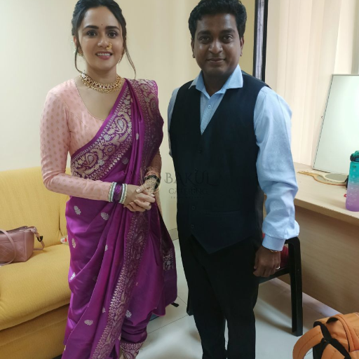 Celebrity Parties-https://i-media.vyaparify.com/vcards/products/247090/product_1747754476_682c9decf1d35.png Image