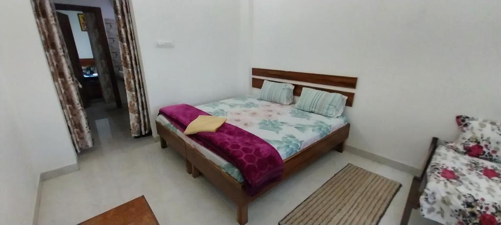 Double/Twin Room for Two with Balcony Homestay Sthanvi 186, Kailash Empire, Colony, Near By Rankeshwer Mhadev Mandir, Ujjain, Madhya Pradesh 456001, India