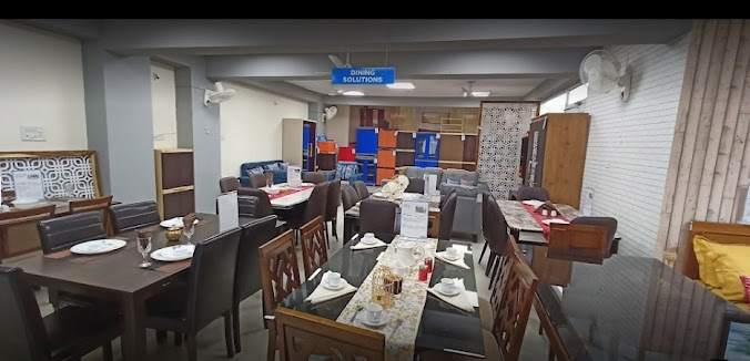 Dinning Table - Nilkamal Furniture Indore-https://i-media.vyaparify.com/vcards/products/26106/dinning-table.jpg Image