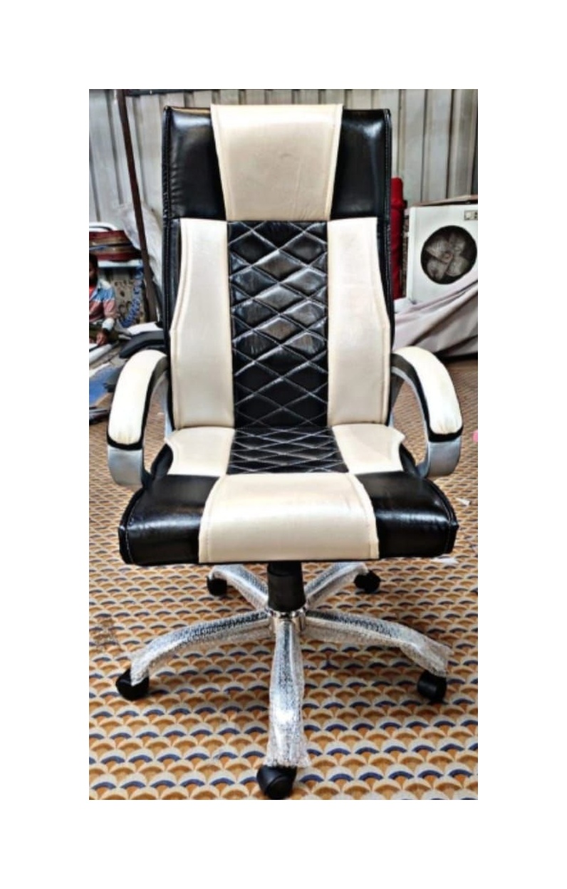 Full Back Revolving Chair-https://i-media.vyaparify.com/vcards/products/26143/Standard-Chair_26542788588_product-jpeg-01.jpeg Image