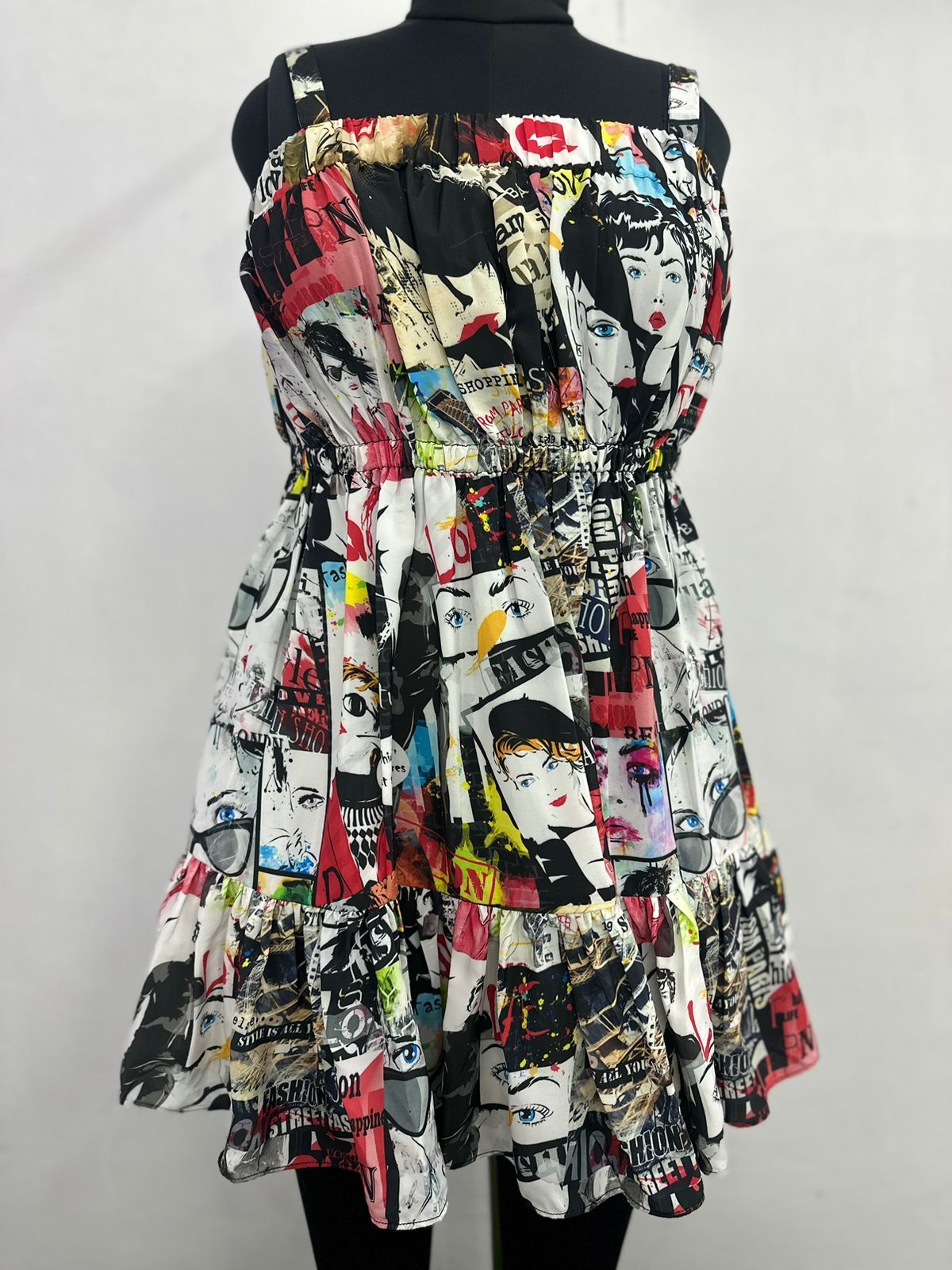 Sleeveless Beachwear Collection-https://i-media.vyaparify.com/vcards/products/26831/Sleeveless-Beachwear-Collection.jpg Image