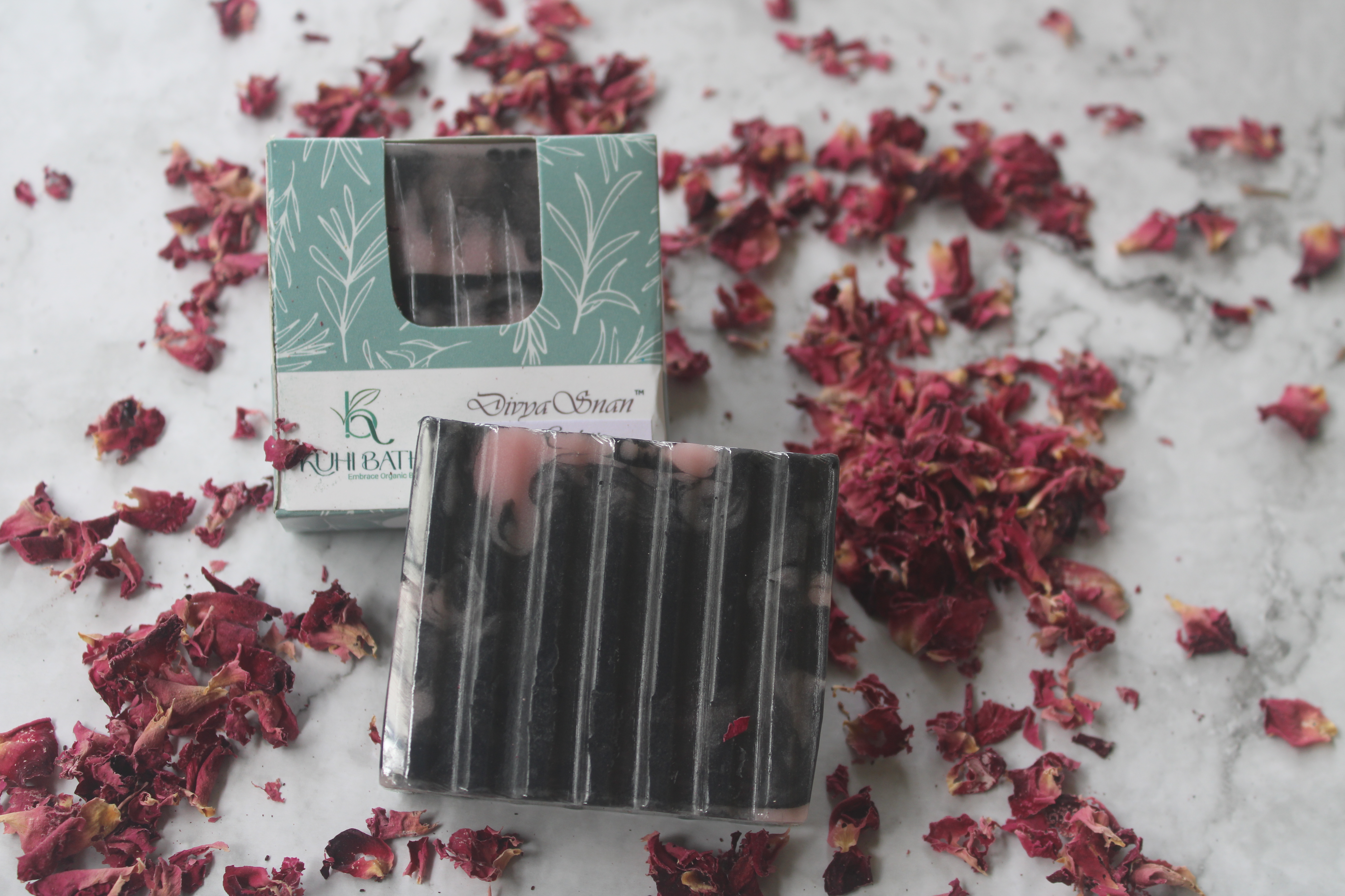 Purifying Bamboo Charcoal Soap-https://i-media.vyaparify.com/vcards/products/27330/Bamboo-Charcoal-and-Rose-Powder-Soap.JPG Image