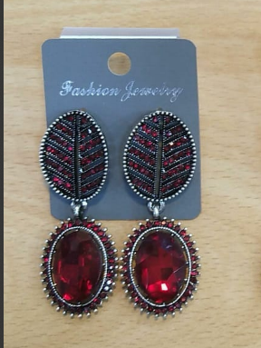 Red Stone Jewel Earrings-https://i-media.vyaparify.com/vcards/products/27918/Rhinestone-Red-Jewel-Earrings.png Image