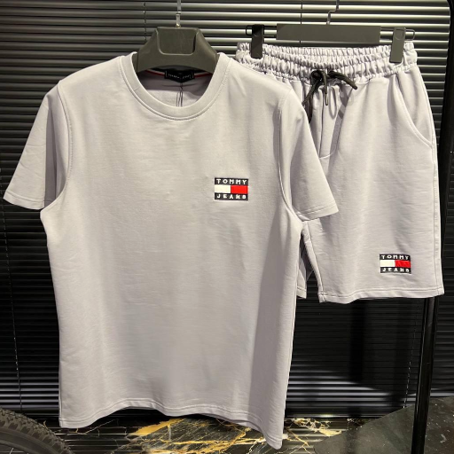 Tracksuit Short-https://i-media.vyaparify.com/vcards/products/286112/product_1749520867_684791e350b8b.png Image