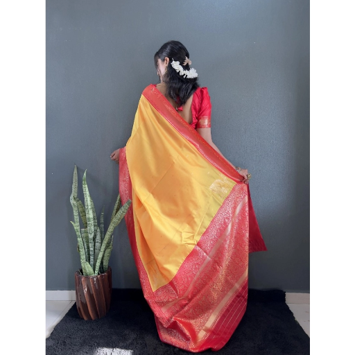 Generic Women's Silk Blend Woven Kanjivaram Saree With Unstitched Blouse-https://i-media.vyaparify.com/vcards/products/292096/product_1749966590_684e5efe48ff2.png Image
