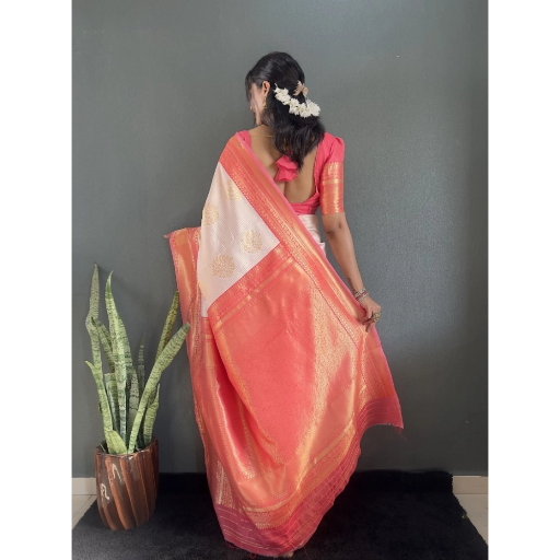 Generic Women's Silk Blend Woven Kanjivaram Saree With Unstitched Blouse (5.5Mtr, Peach)-https://i-media.vyaparify.com/vcards/products/292110/product_1749967281_684e61b15e093.png Image