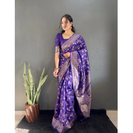 Women's Saree-https://i-media.vyaparify.com/vcards/products/295328/product_1750317127_6853b847cc052.png Image