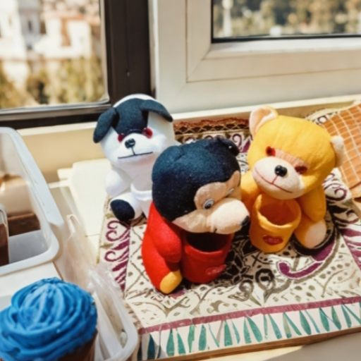 Pack of 3 Soft Teddy Bears – Cuddly & Adorable Plush Toys-https://i-media.vyaparify.com/vcards/products/296265/product_1750449405_6855bcfdd9efd.png Image