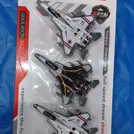 Die- cast airplan model-https://i-media.vyaparify.com/vcards/products/297913/product_1751027503_685e8f2f04189.png Image