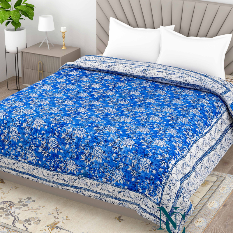 Elegant Floral Cotton Quilt – Soft & Reversible Winter Comforter-https://i-media.vyaparify.com/vcards/products/300462/product_1753597217_6885c52136b4f.jpeg Image
