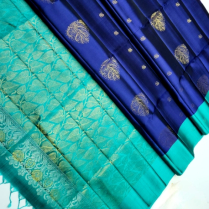 Pure Handloom Silk-https://i-media.vyaparify.com/vcards/products/300563/product_1753641625_6886729967c94.jpeg Image