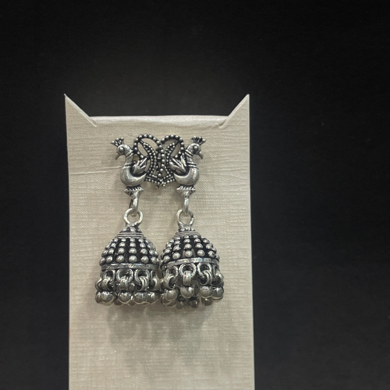 Antique silver earrings-https://i-media.vyaparify.com/vcards/products/300613/product_1753796378_6888cf1a2ef0b.jpeg Image