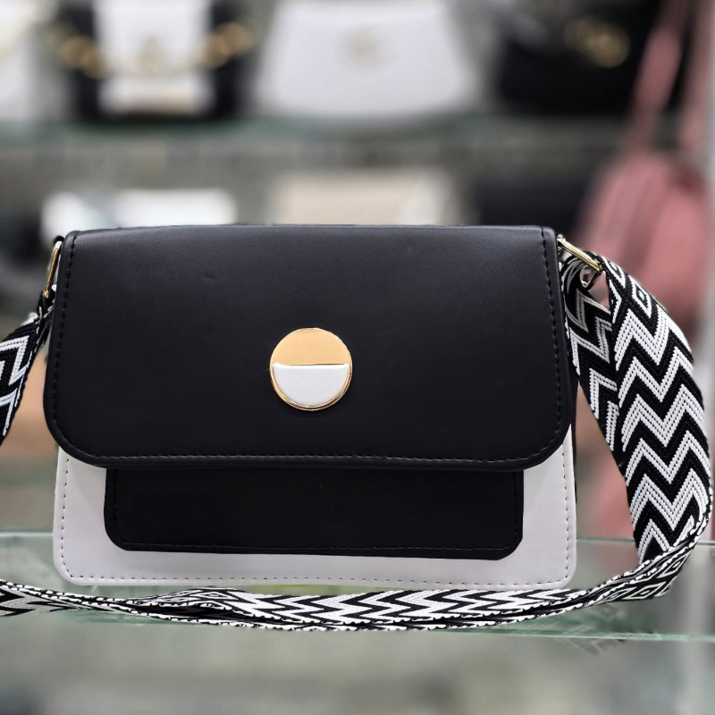 PURSE-https://i-media.vyaparify.com/vcards/products/300713/product_1753887940_688a34c442047.jpeg Image