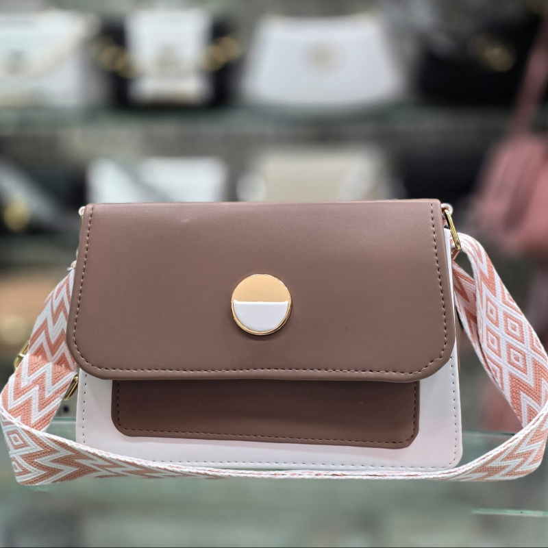 PURSE-https://i-media.vyaparify.com/vcards/products/300715/product_1753887940_688a34c4bde85.jpeg Image