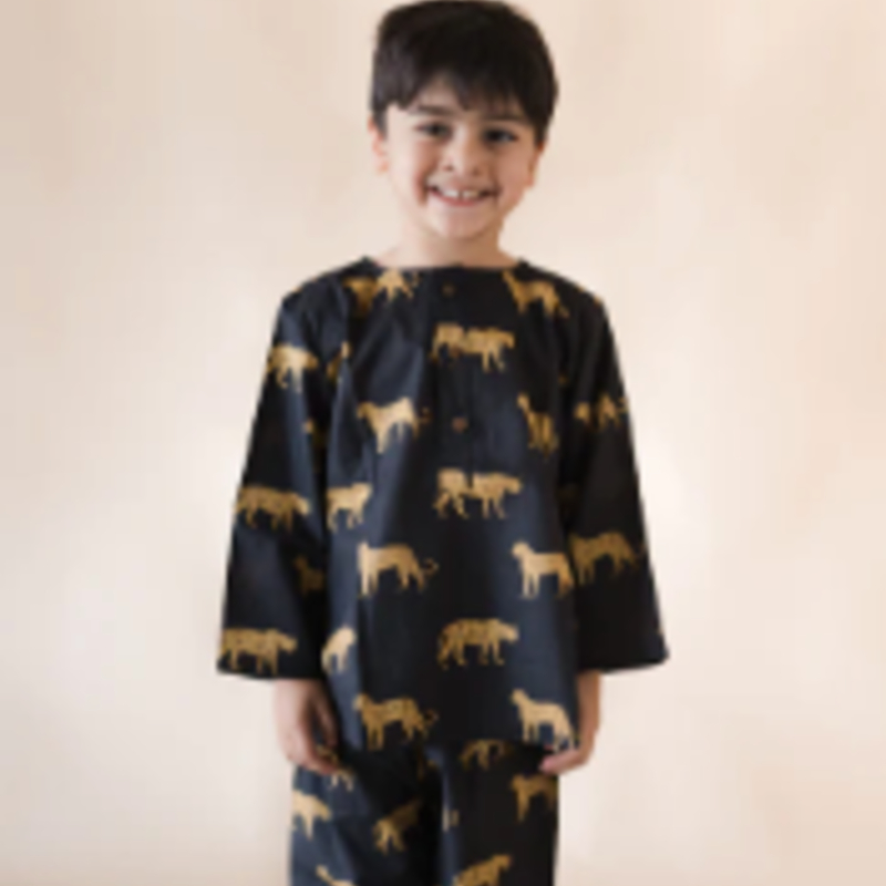 Klingaru Night Suit - Black Cheetah-https://i-media.vyaparify.com/vcards/products/300739/product_1753964334_688b5f2e422cc.jpeg Image