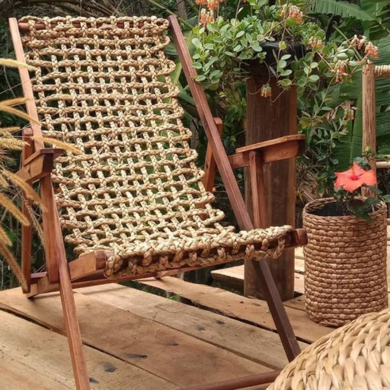 Chair design-https://i-media.vyaparify.com/vcards/products/301403/product_1754646232_6895c6d822668.jpeg Image