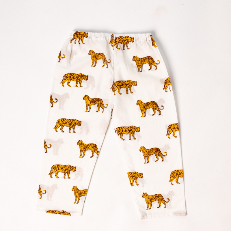 Klingaru Night Suit - White Cheetah-https://i-media.vyaparify.com/vcards/products/301433/product_1754833795_6898a3836ad80.jpeg Image