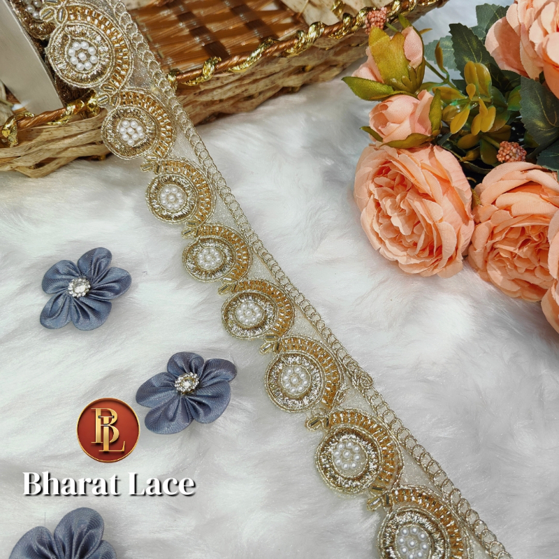 Cutwork Border-https://i-media.vyaparify.com/vcards/products/301478/product_1754934758_689a2de6d9d27.jpeg Image